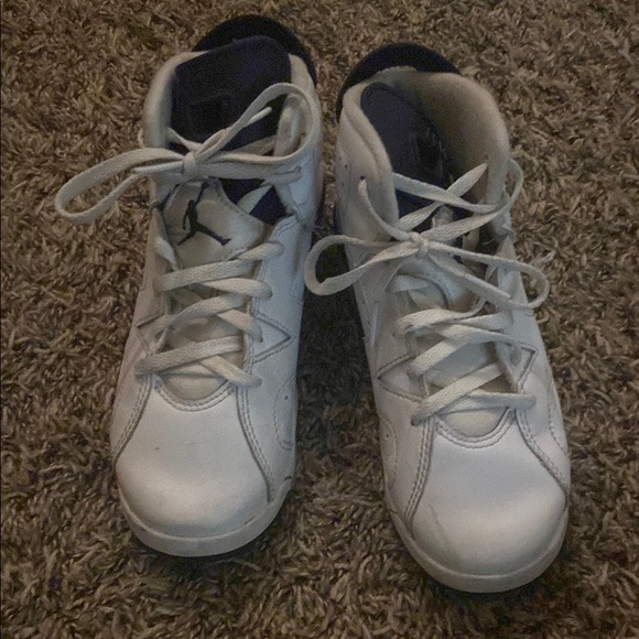 Jordan 6 - SIZE 2 Kids - Hightop, White and Navy Sneakers - Picture 1 of 6
